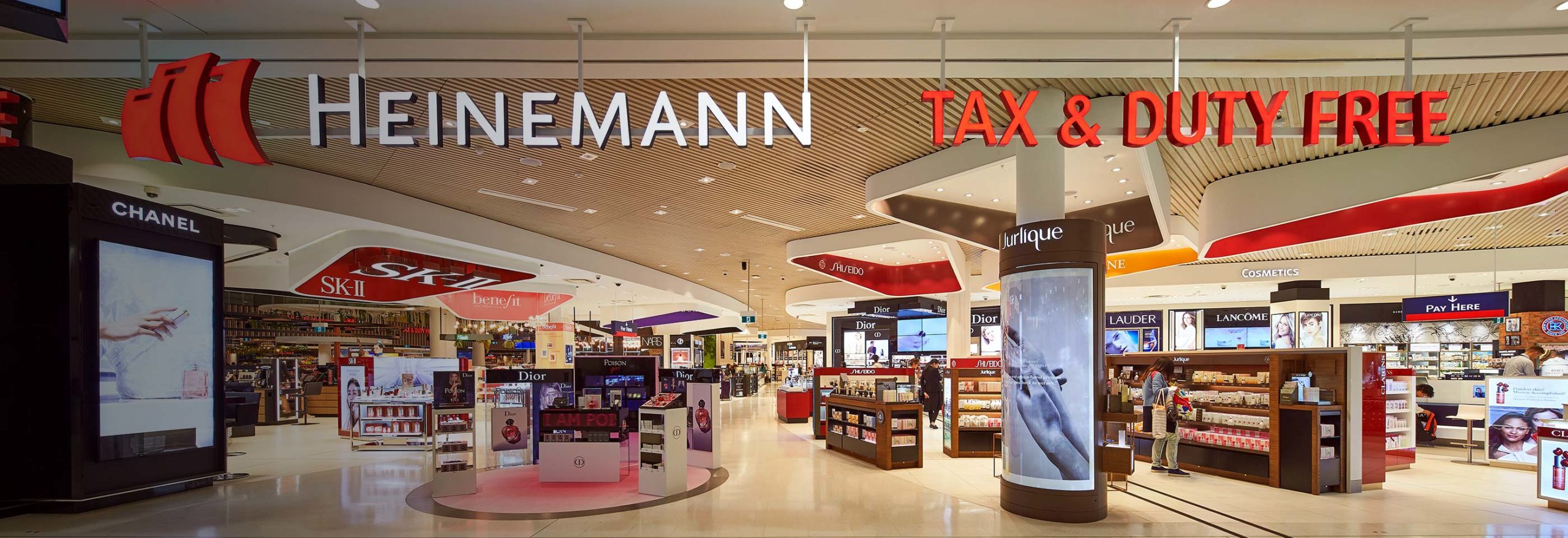 Heinemann Sydney Duty-Free Shop